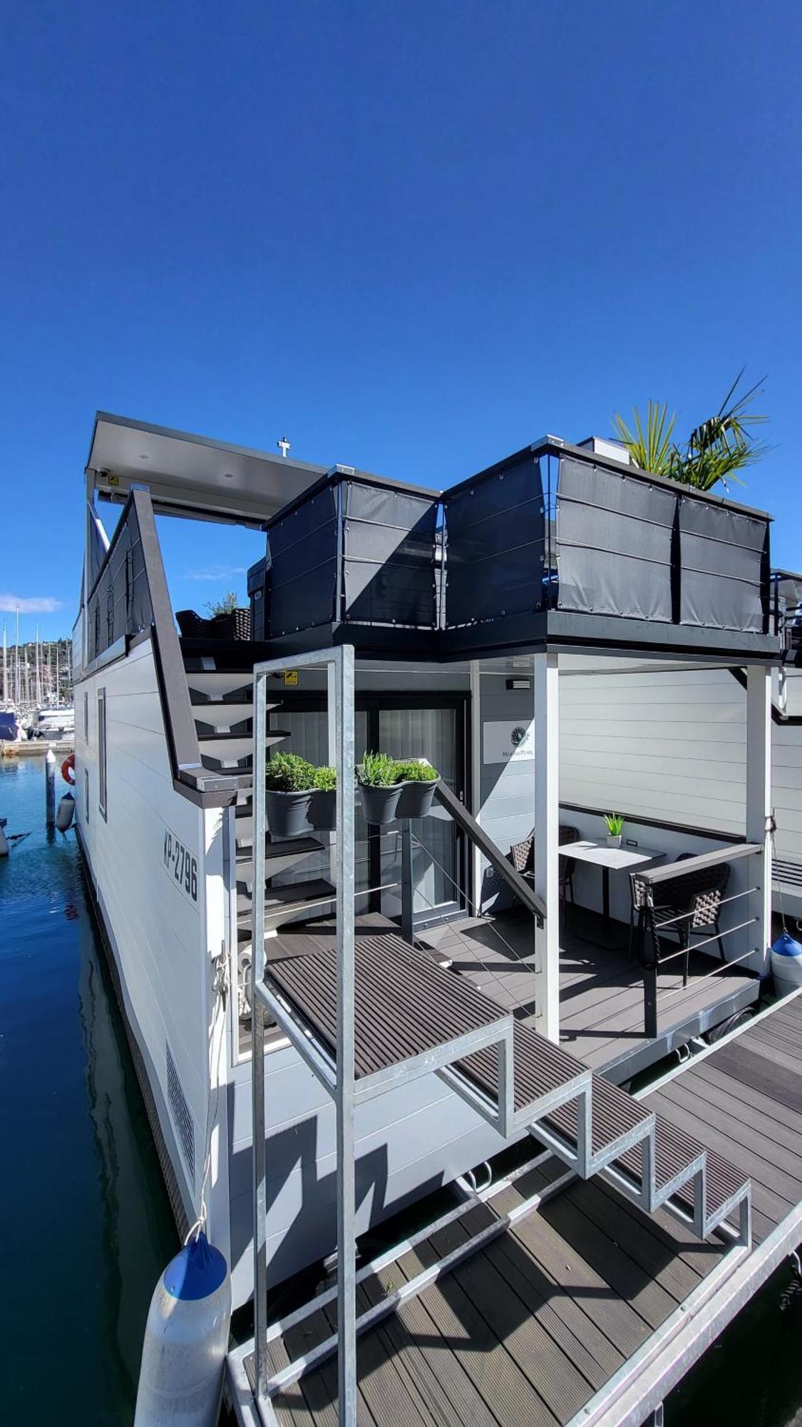 דירות בפורטורוז Floating House - Marina Pearl מראה חיצוני תמונה