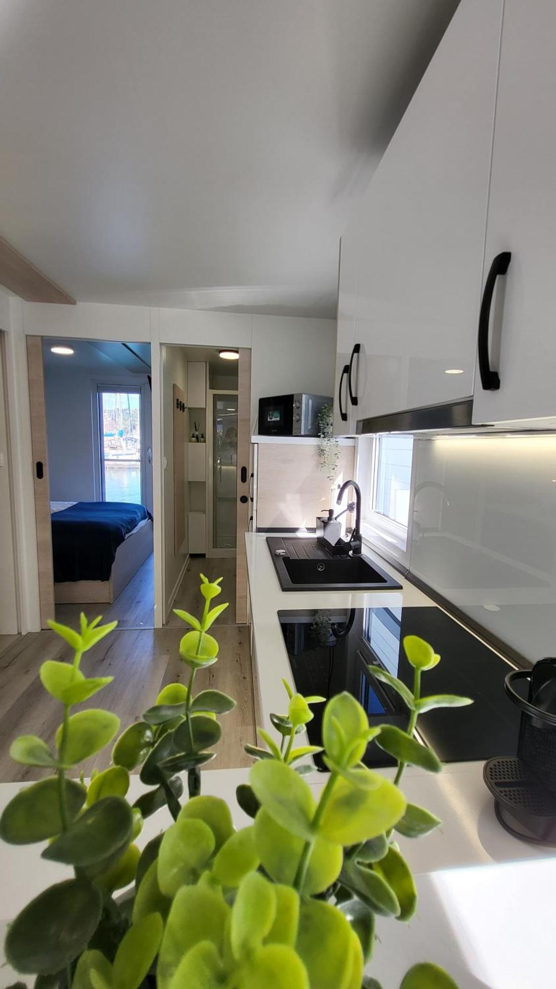 דירות בפורטורוז Floating House - Marina Pearl מראה חיצוני תמונה
